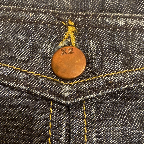 Denim Skirt w/ POCKETS - Picture 7 of 12